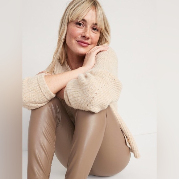 NWOT! High-Rise Faux Leather Leggings for Women - Size Large - Picture 3 of 5